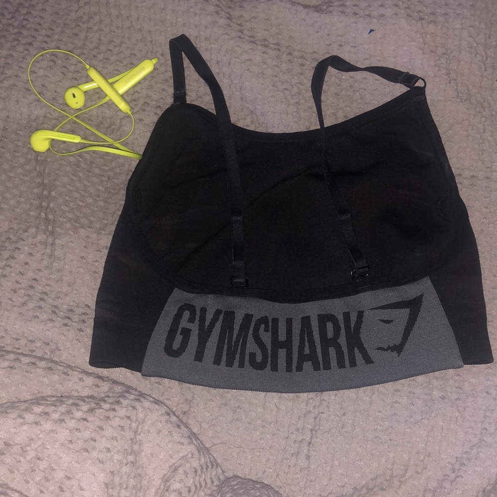 offers welcome 🔥  BLACK Gymshark Flex Sports Bra